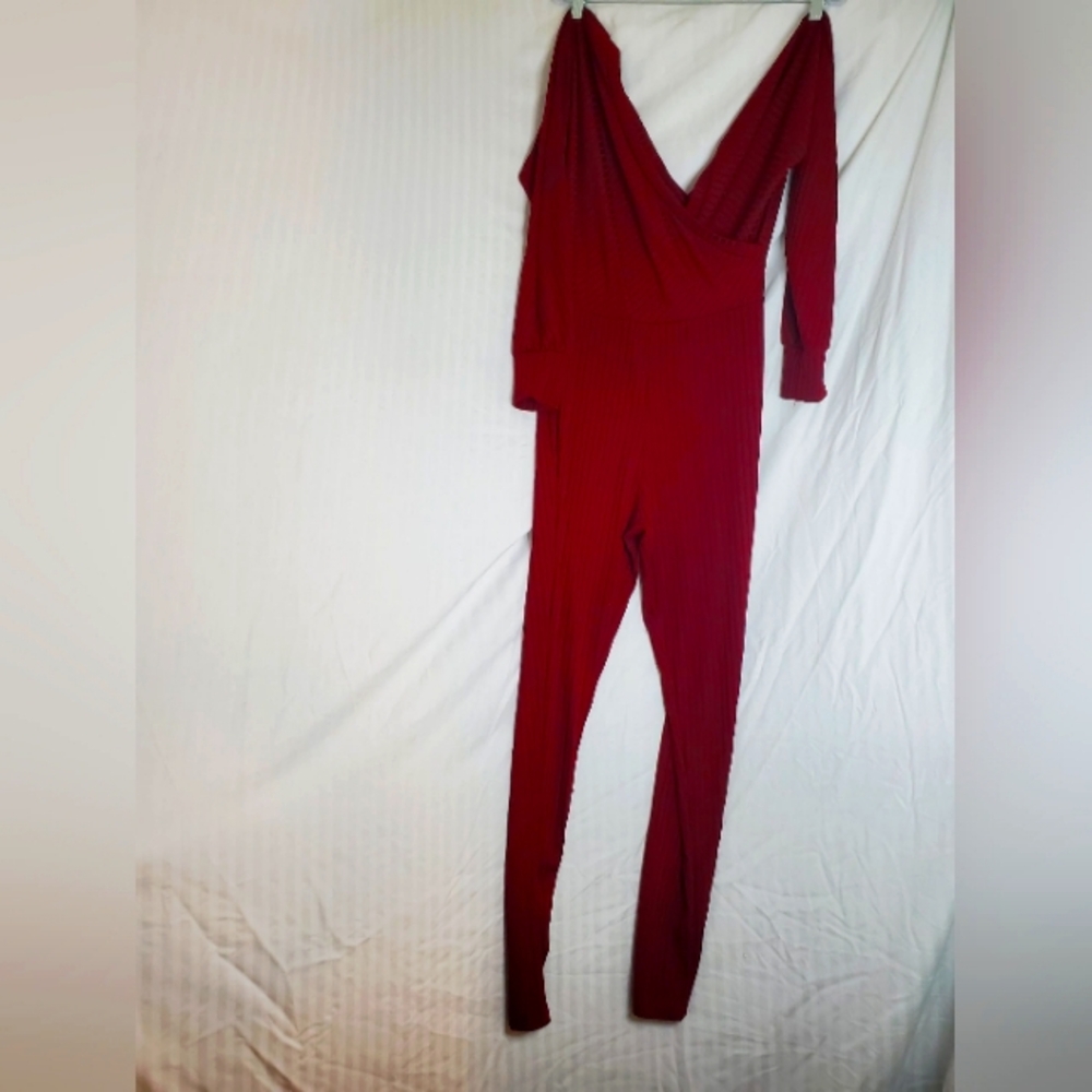 BURGUNDY JUMPSUIT